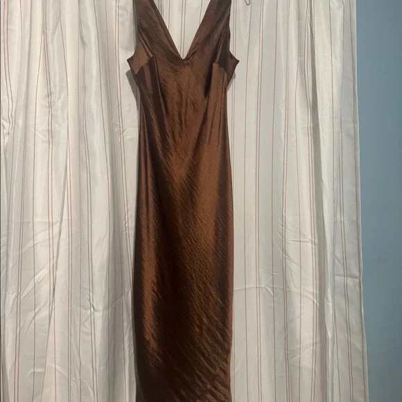 Brown silk midi dress - Picture 7 of 8